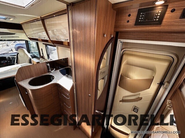 RAPIDO ITINEO SB 700 MOTORHOME 699 CM 150 CV 12/16