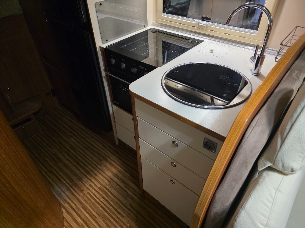 CAMPER ADRIA CORAL 660 SP