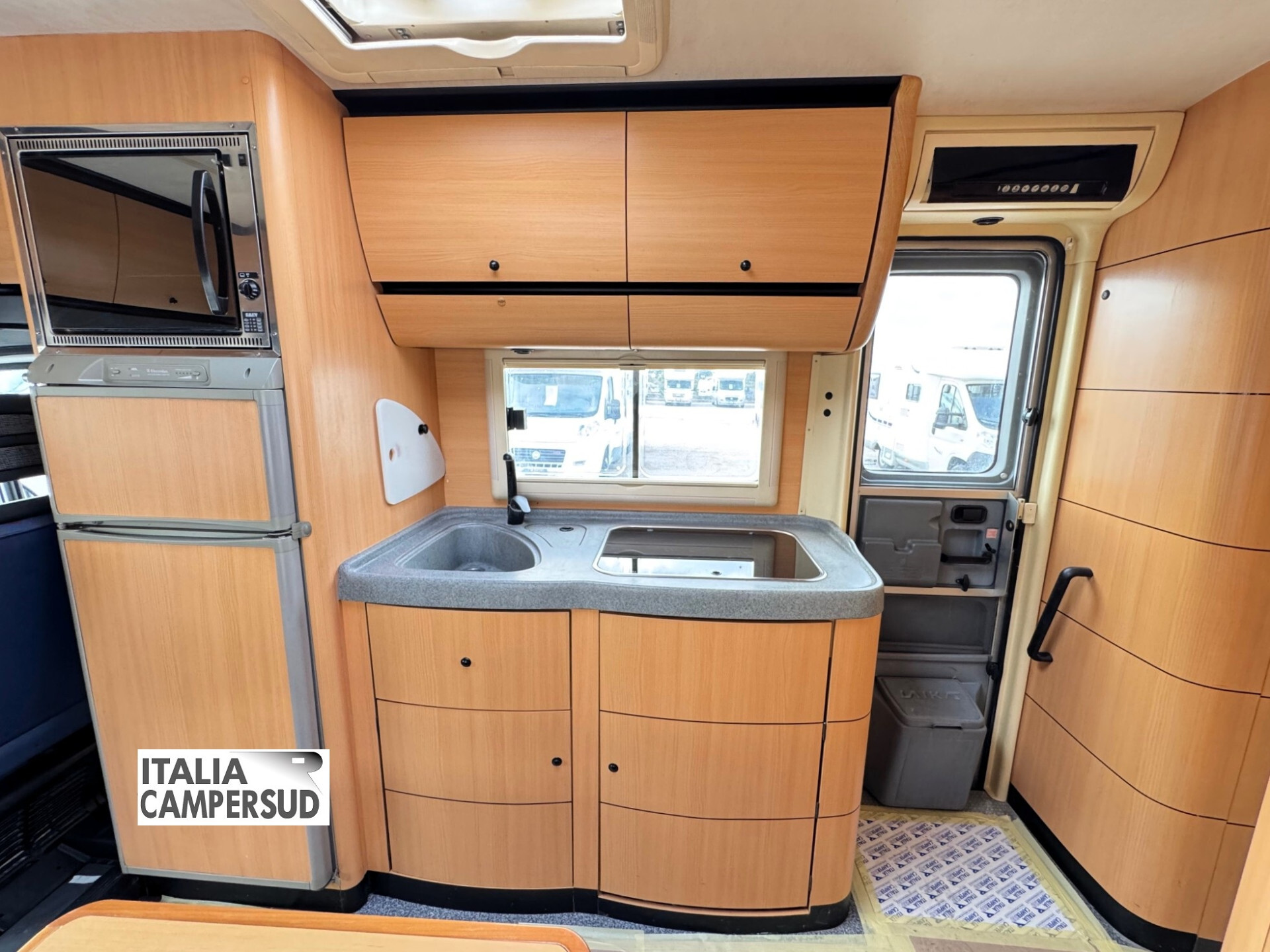 Camper Laika Kreos 3010 Semintegrale Fiat Ducato D