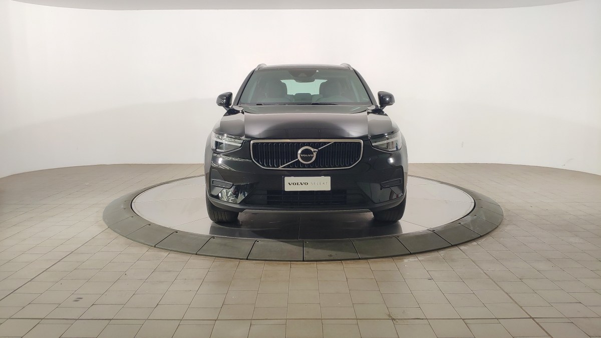 2022 Volvo XC40
