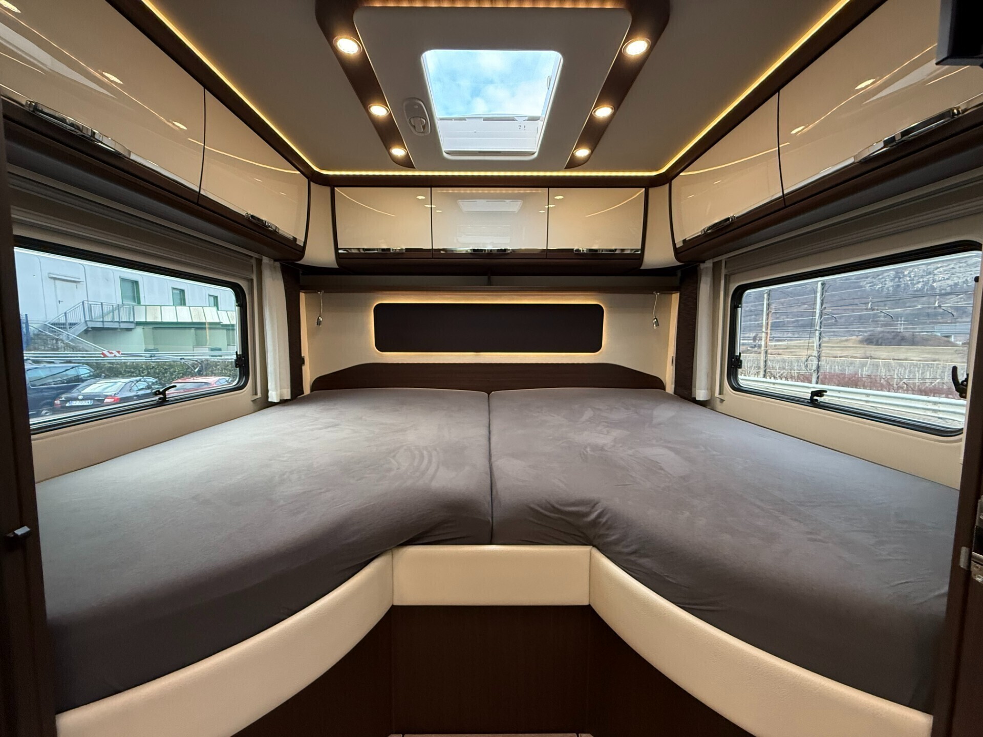 Morelo Palace Liner 85 L