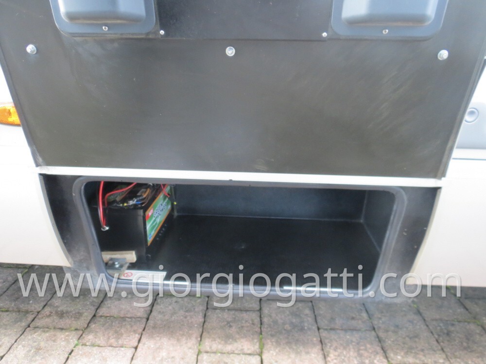 CAMPER MOTORHOME HYMER STARLIGHT 575 CON LETTO BAS