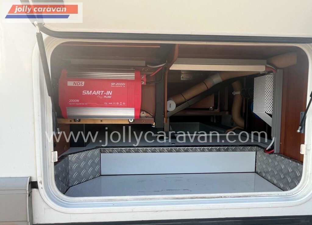Carthago CHIC C-LINE 4.9 LE L