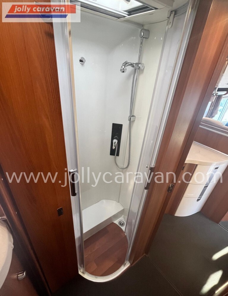Carthago CHIC C-LINE 4.9 LE L