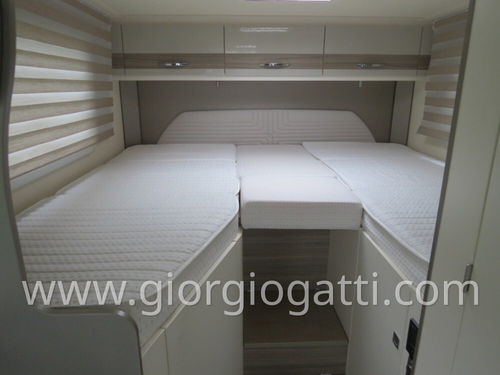 Bürstner Camper Burstner Travel Van 620 semintegra