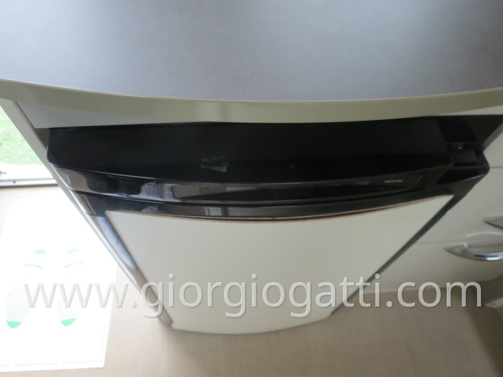 Bürstner Camper Burstner Travel Van 620 semintegra