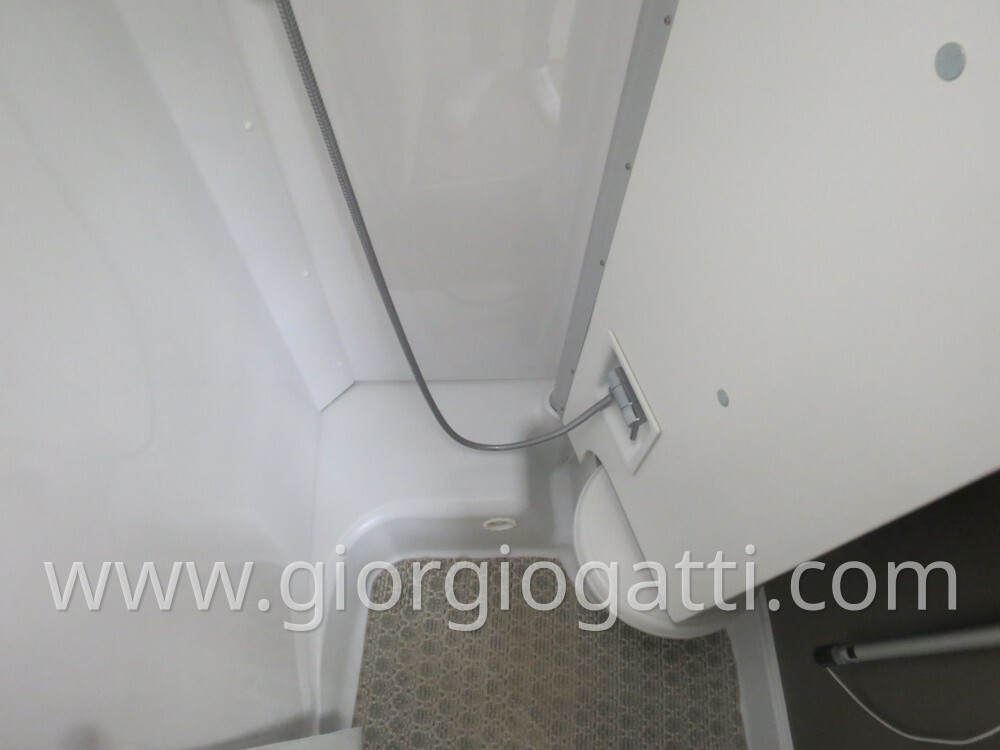 Bürstner Camper Burstner Travel Van 620 semintegra