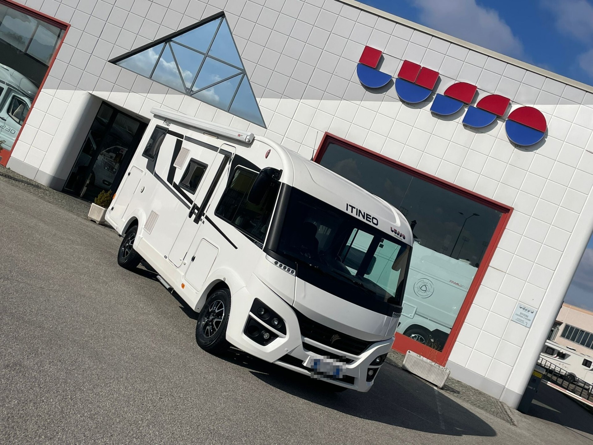 Itineo CJ 660 - 4 posti