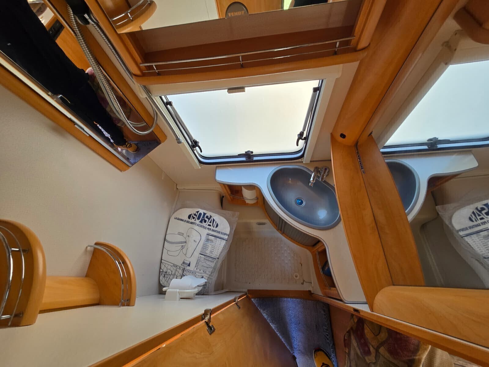 Adria CORAL 590 DS CAMPER SEMINTEGRALE GARANTITO