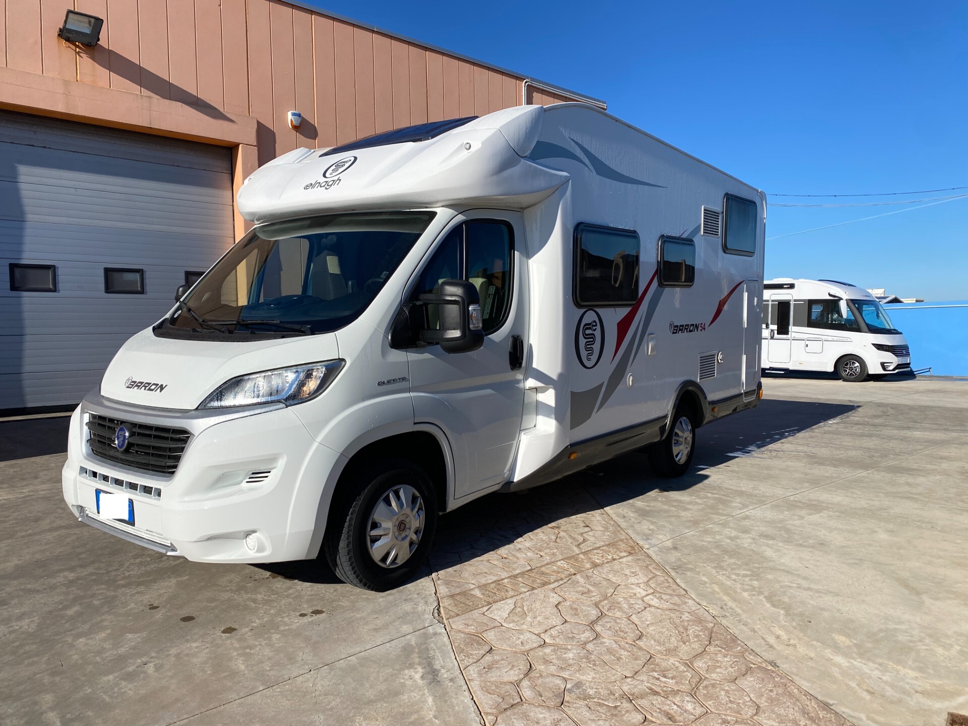 Elnagh Baron 54 G semintegrale con garage