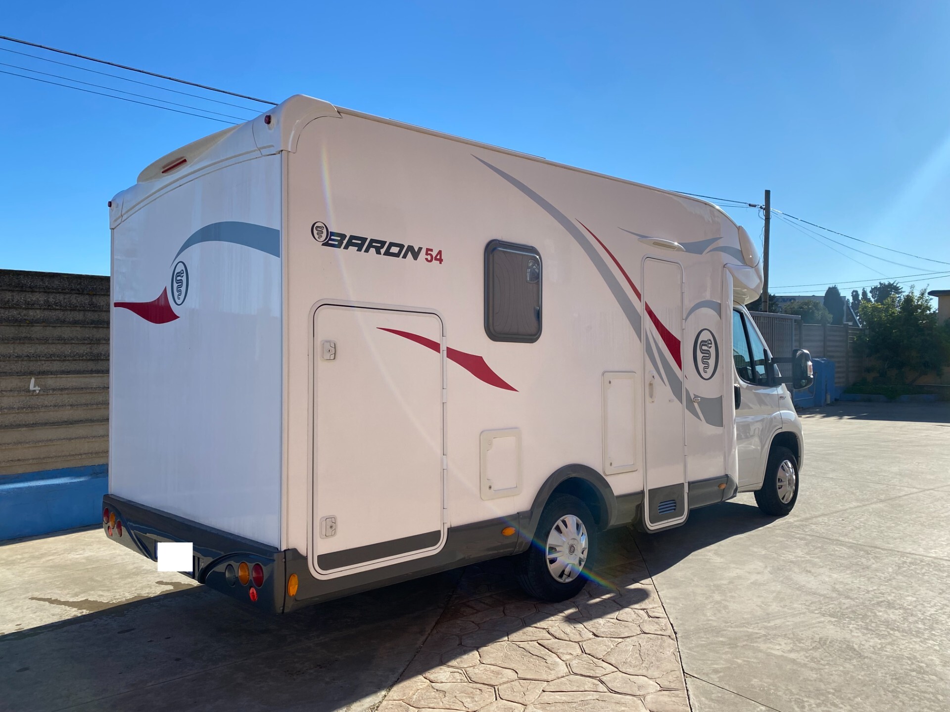 Elnagh Baron 54 G semintegrale con garage