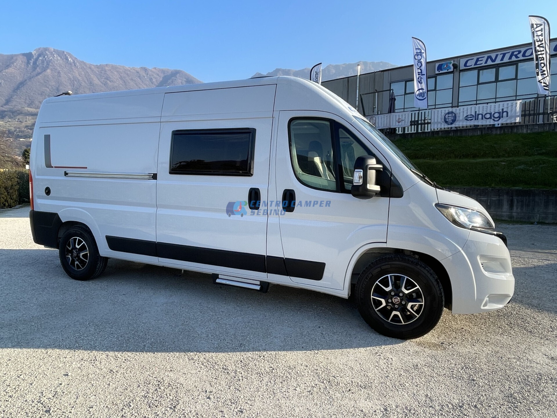 Roller Team Livingstone 2 2024 camper van 5,99 mt