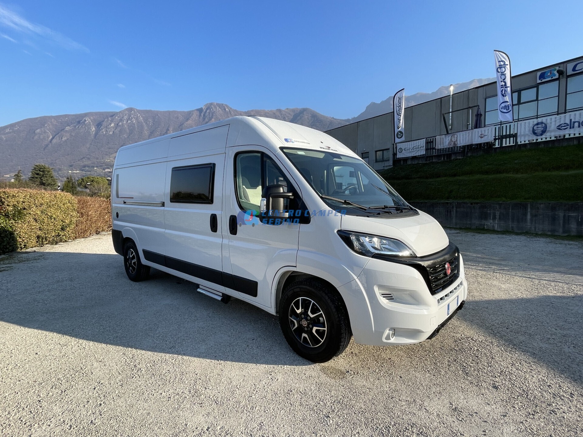 Roller Team Livingstone 2 2024 camper van 5,99 mt