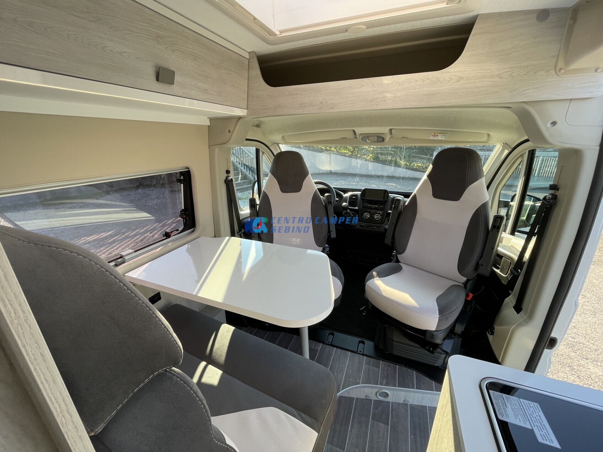 Roller Team Livingstone 2 2024 camper van 5,99 mt