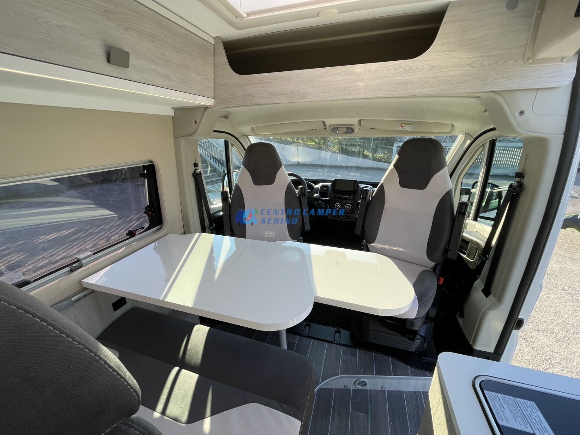 Roller Team Livingstone 2 2024 camper van 5,99 mt