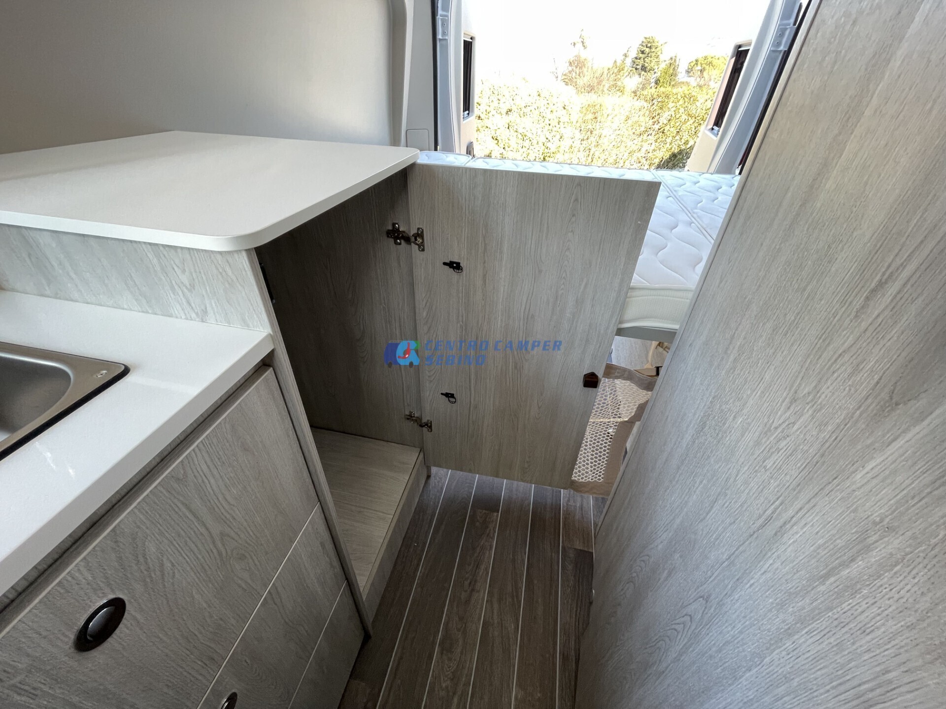 Roller Team Livingstone 2 2024 camper van 5,99 mt