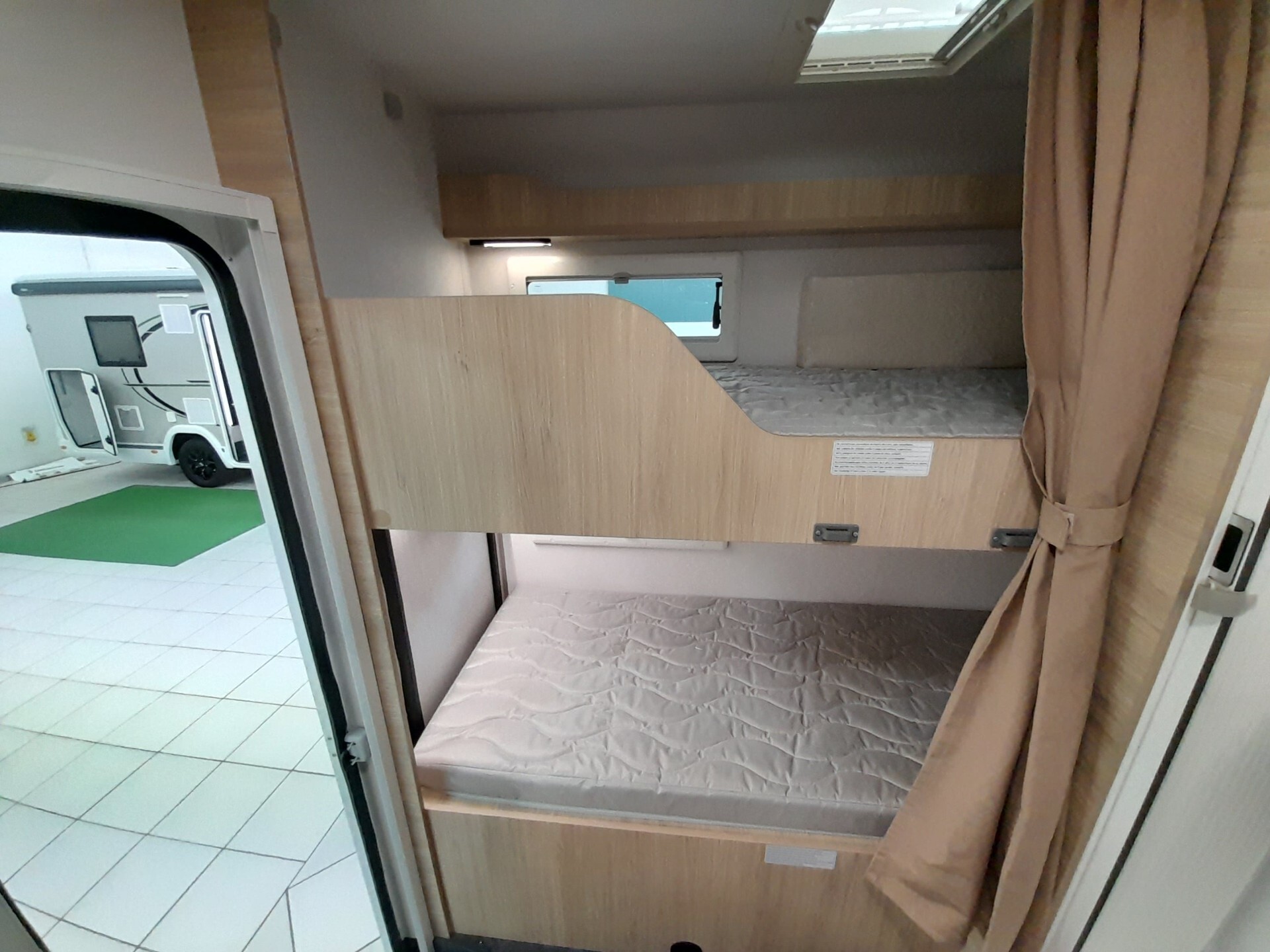 Chausson C656 FIRST LINE