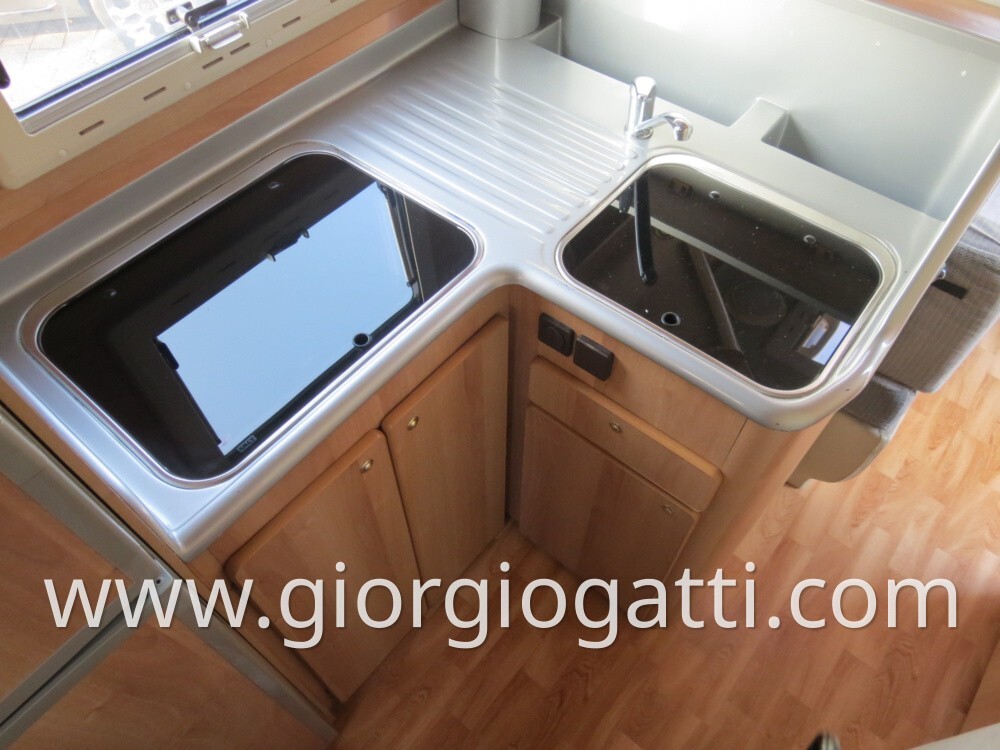 CAMPER AZ SYSTEM 700 MECCANICA MERCEDES CAMBIO AUT