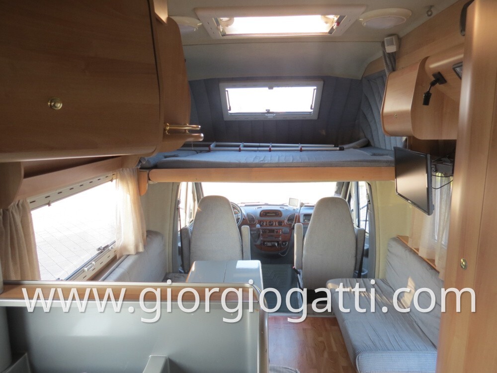 CAMPER AZ SYSTEM 700 MECCANICA MERCEDES CAMBIO AUT