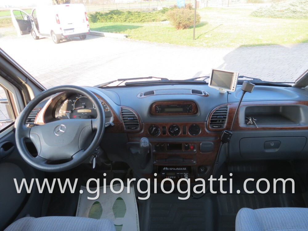 CAMPER AZ SYSTEM 700 MECCANICA MERCEDES CAMBIO AUT