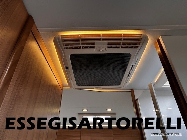 ADRIA MATRIX AXESS M 670 SL 2021 GEMELLI 160 CV UN