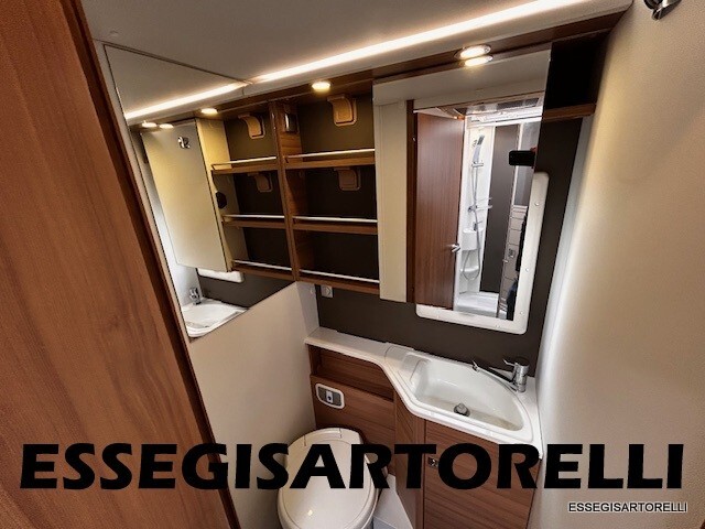 ADRIA MATRIX AXESS M 670 SL 2021 GEMELLI 160 CV UN