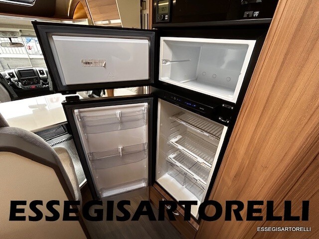 ADRIA MATRIX AXESS M 670 SL 2021 GEMELLI 160 CV UN