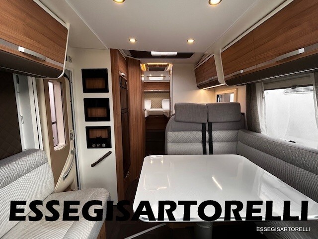 ADRIA MATRIX AXESS M 670 SL 2021 GEMELLI 160 CV UN