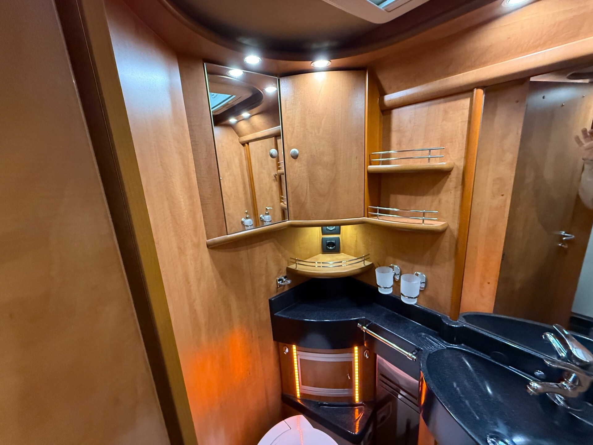 CARTHAGO CHIC S PLUS I 51 IVECO