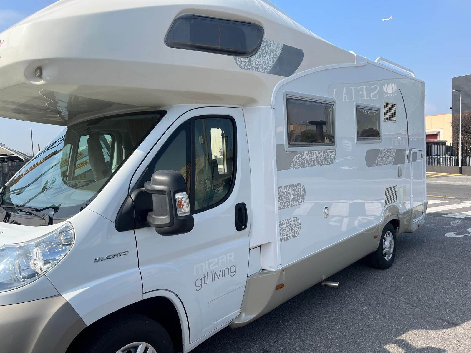 Trigano MIZAR GTL LIVING MANSARDATO