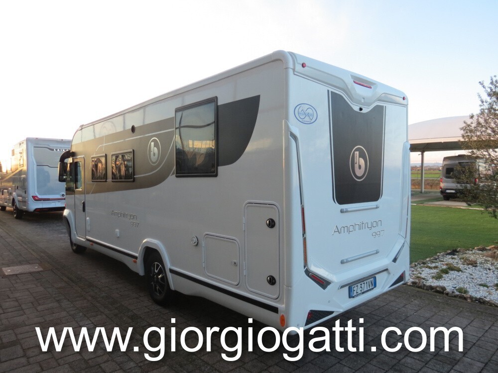 CAMPER MOTORHOME BENIMAR AMPHITRYON 997 CON LETTO 