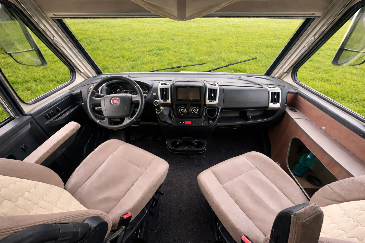 MOTORHOME BUERSTNER IXEO I 690 G - LETTI GEMELLI, 