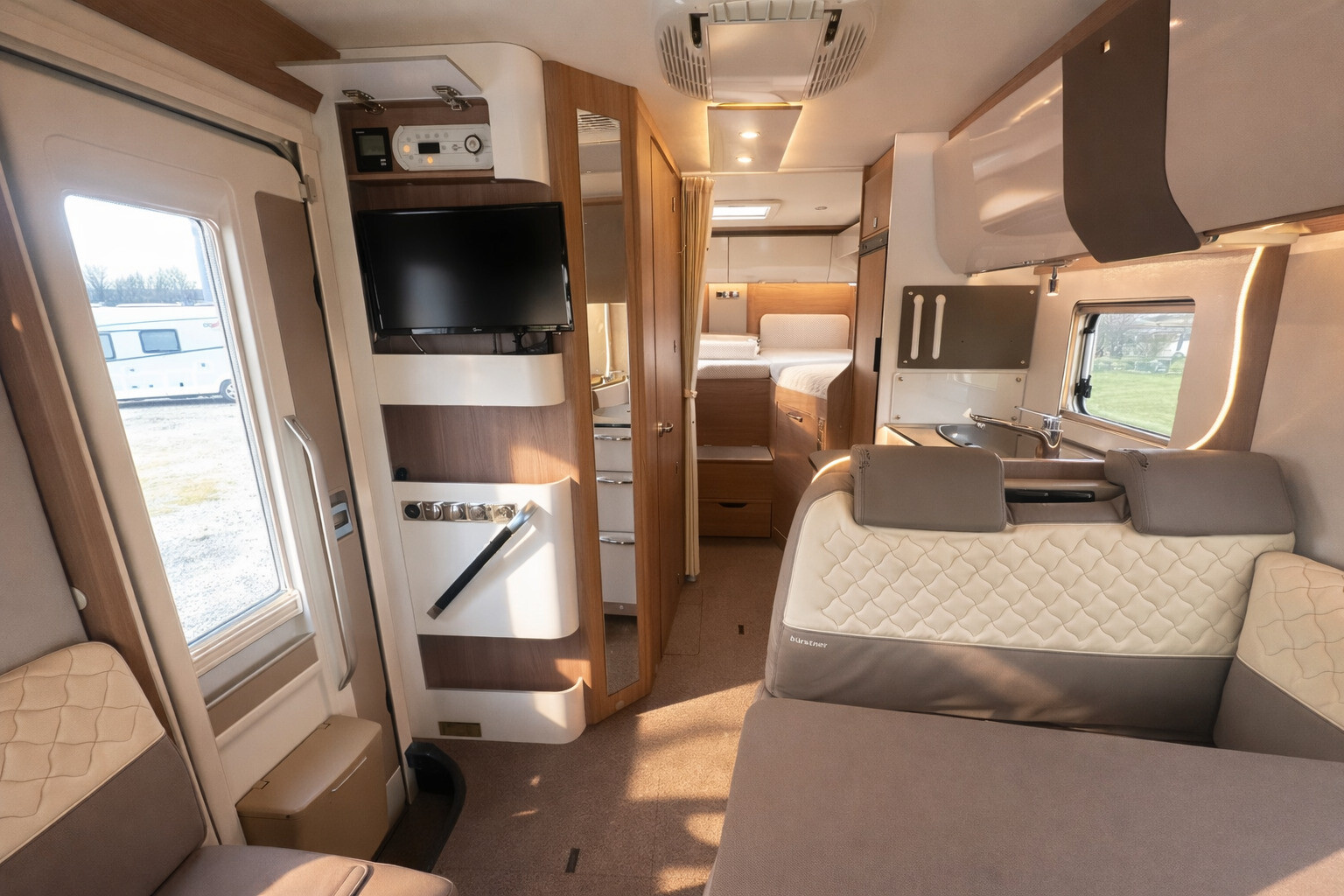MOTORHOME BUERSTNER IXEO I 690 G - LETTI GEMELLI, 