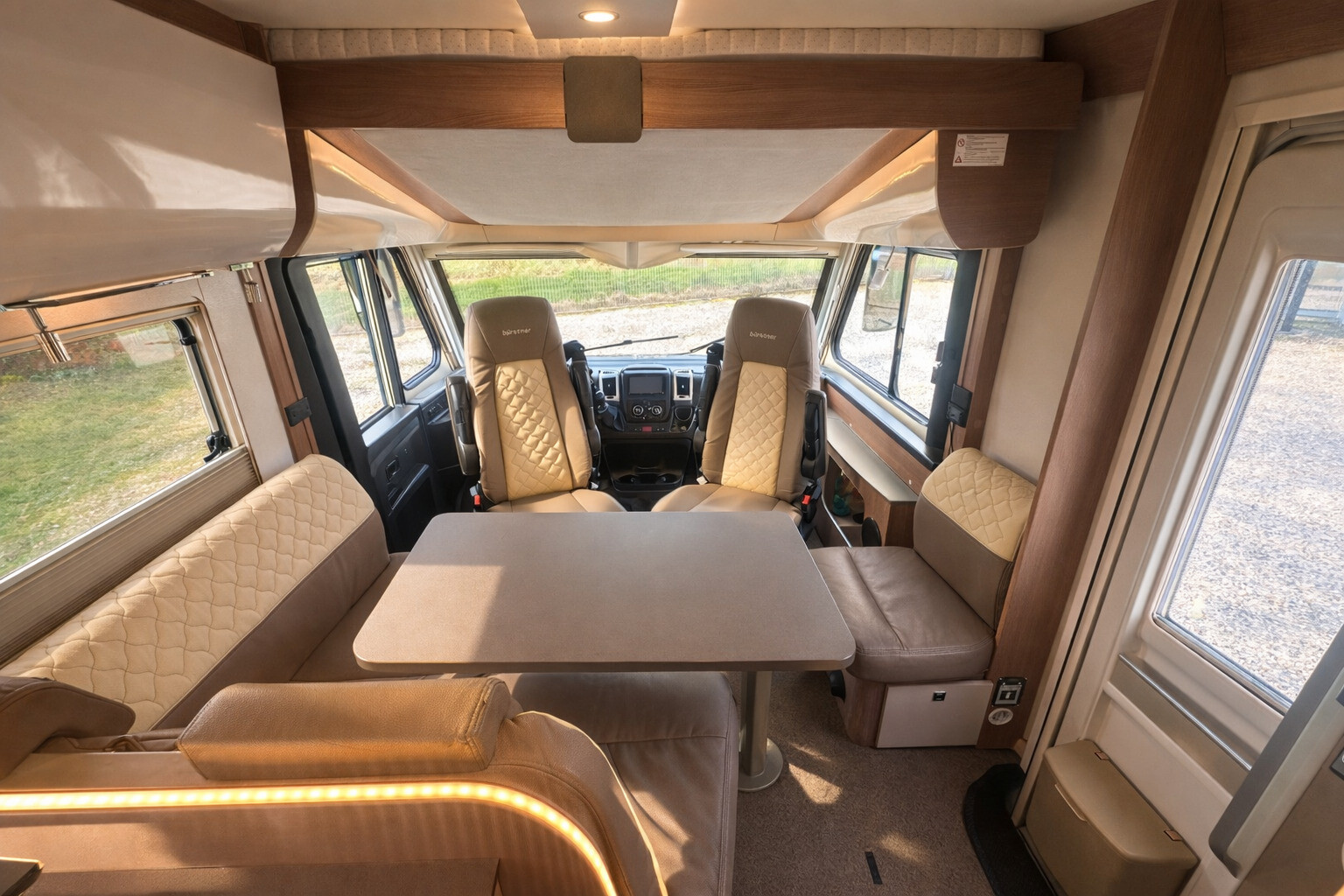 MOTORHOME BUERSTNER IXEO I 690 G - LETTI GEMELLI, 