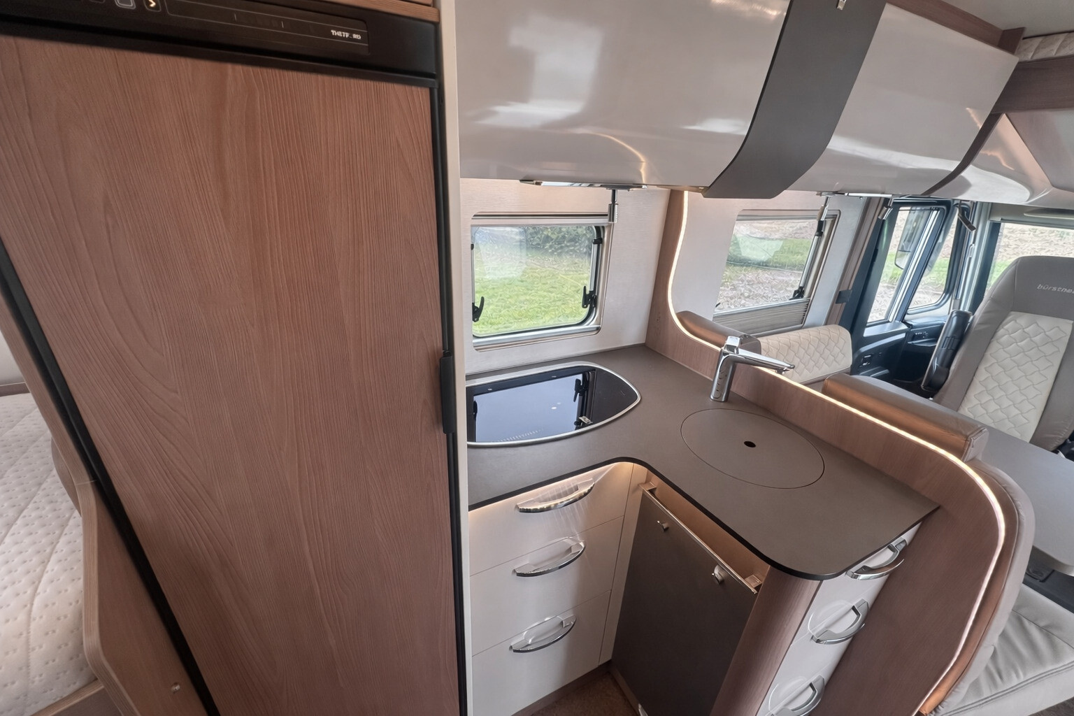 MOTORHOME BUERSTNER IXEO I 690 G - LETTI GEMELLI, 