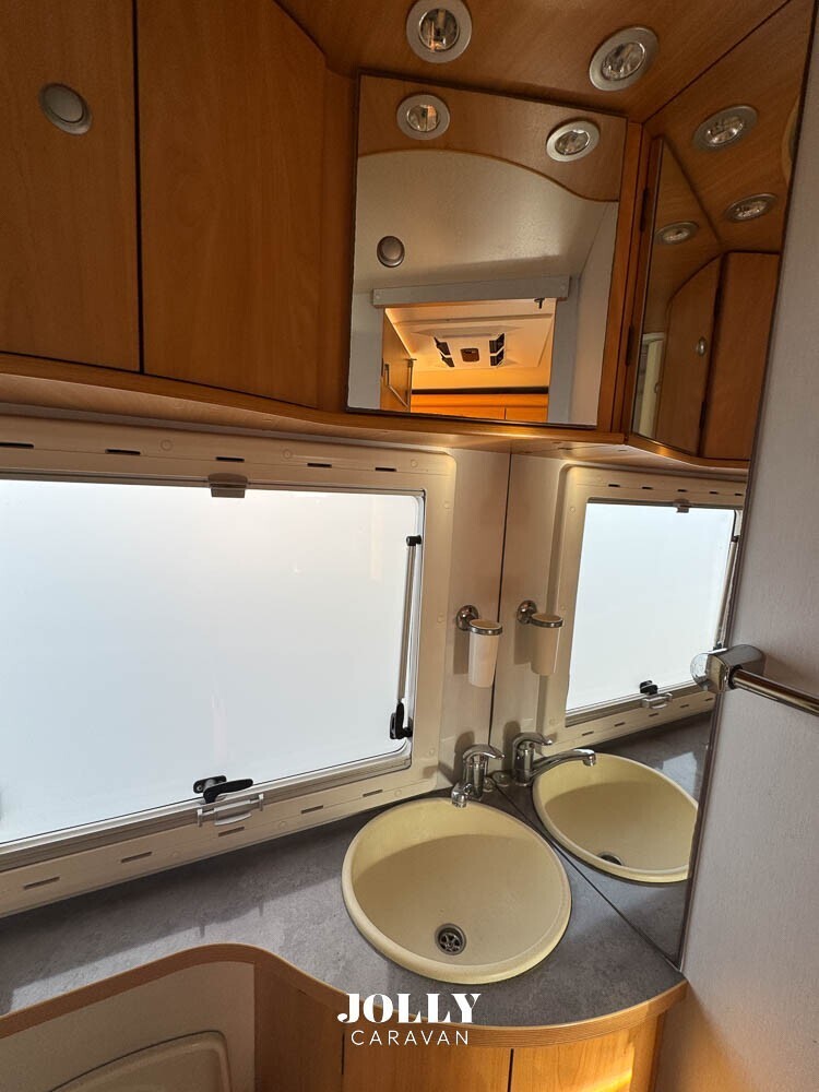 Camper Usato Challenger 317 – Mansardato 6 posti