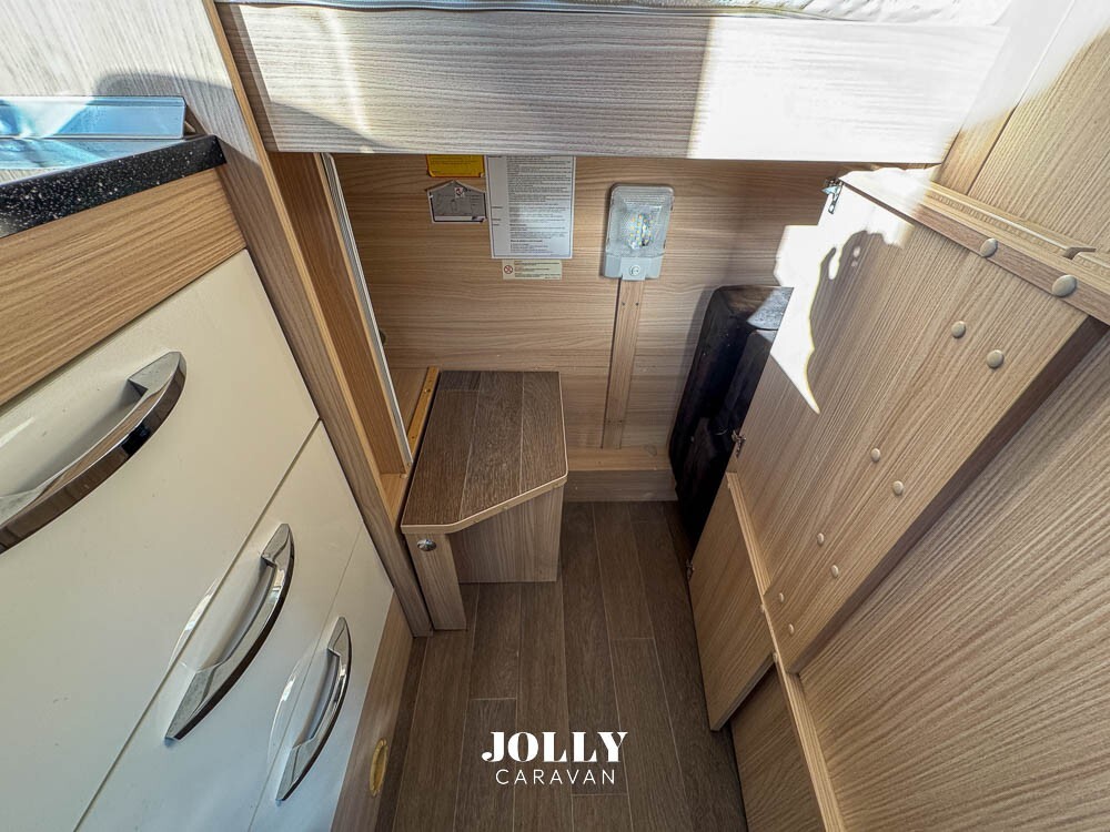 Camper Usato Bürstner TravelVan T590-Semintegrale