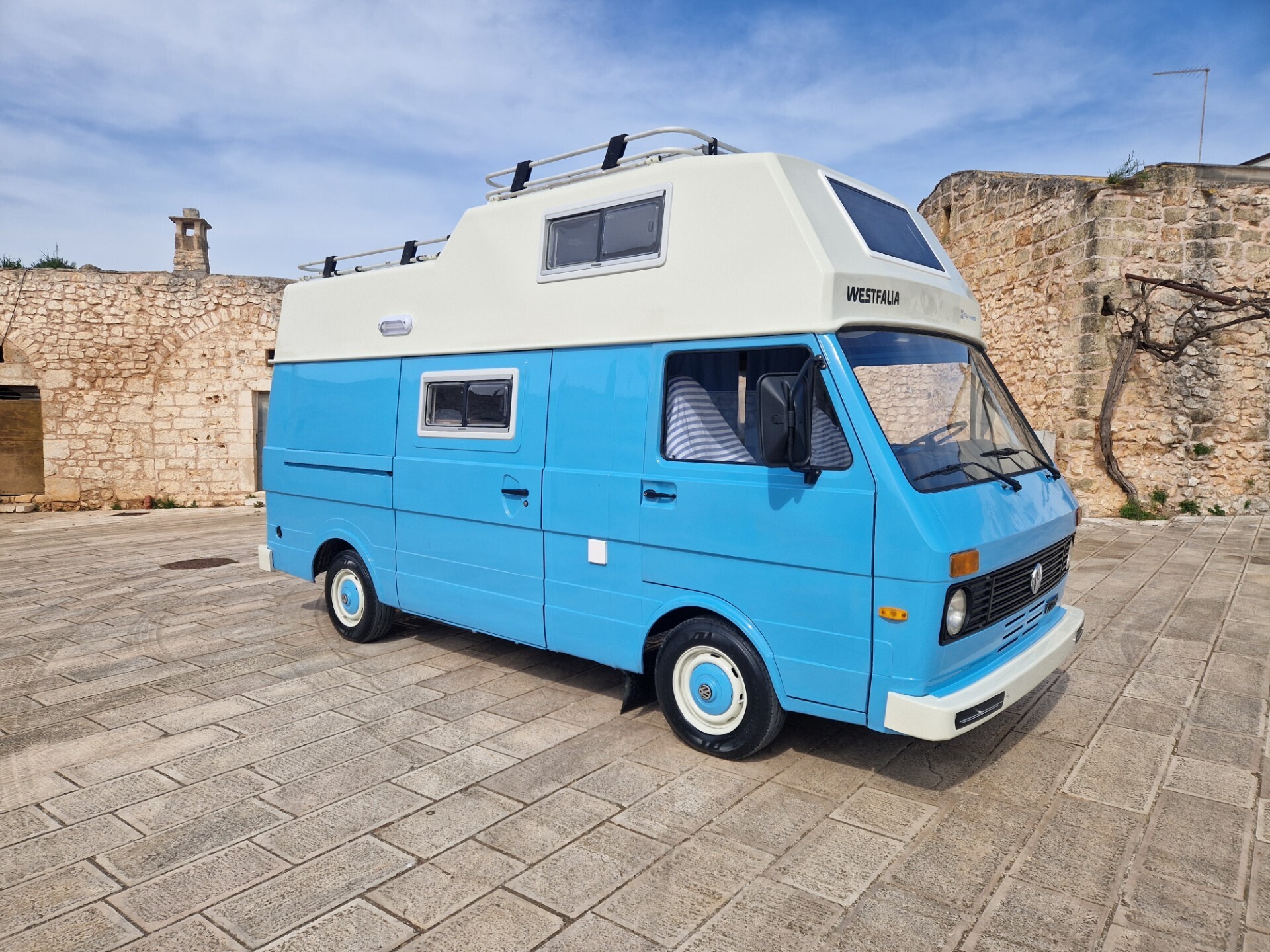 Westfalia Volkswagen 2.4 cc Diesel