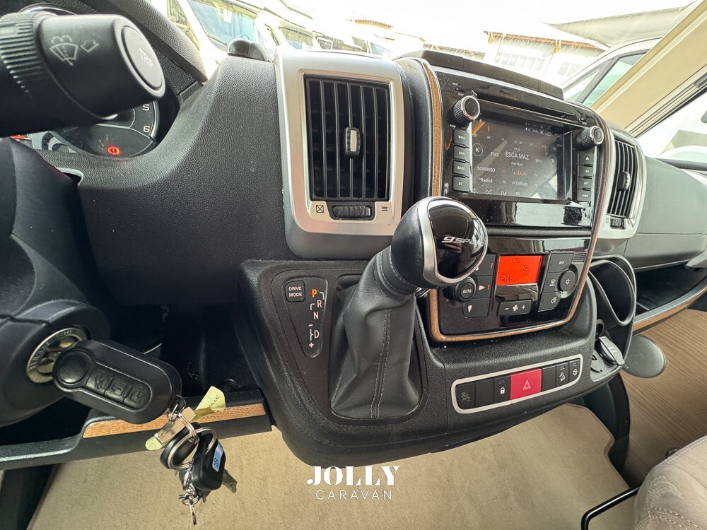 Camper Usato Carthago C-Tourer I 144 LE Motorhome