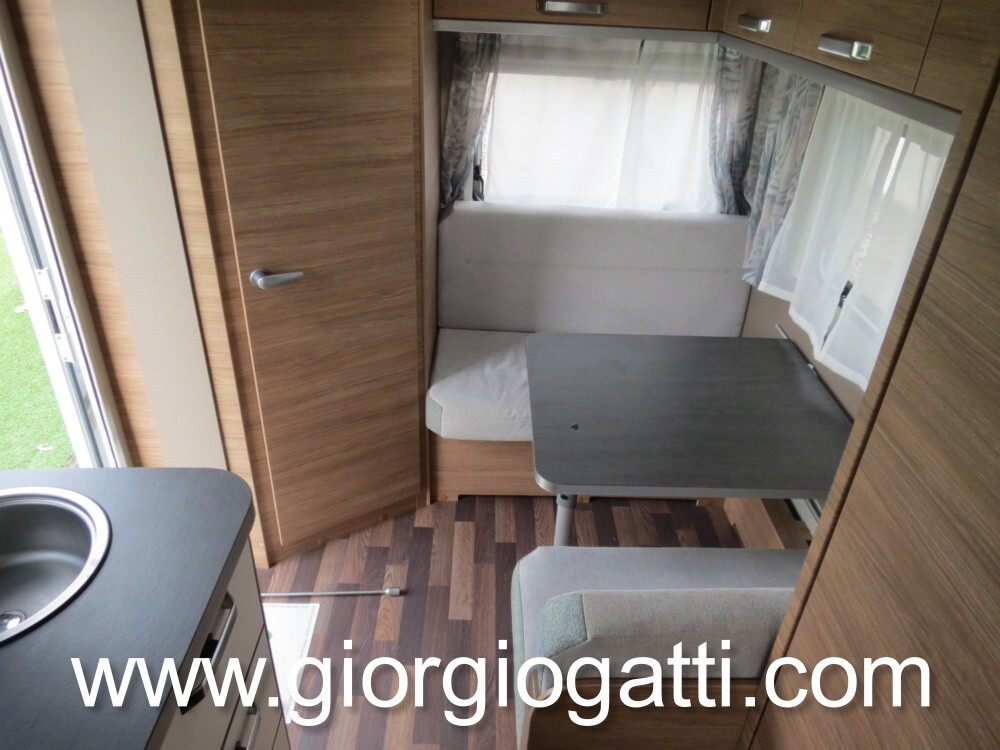 Weinsberg Caraone 390 con MOOVER