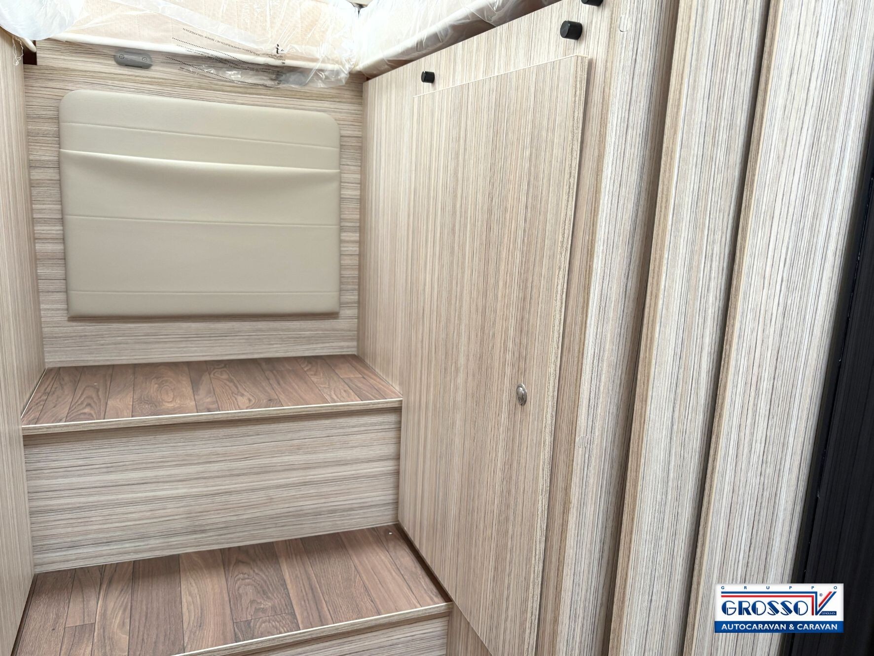 Elnagh T LOFT 529
