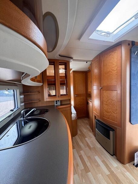 Hobby PRESTIGE 495