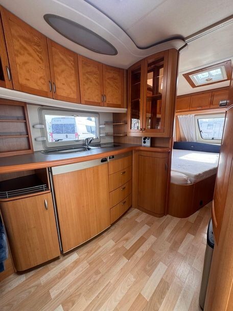 Hobby PRESTIGE 495