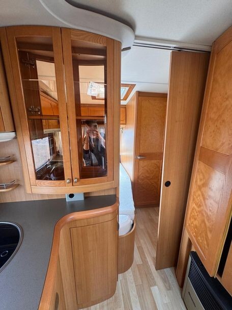 Hobby PRESTIGE 495