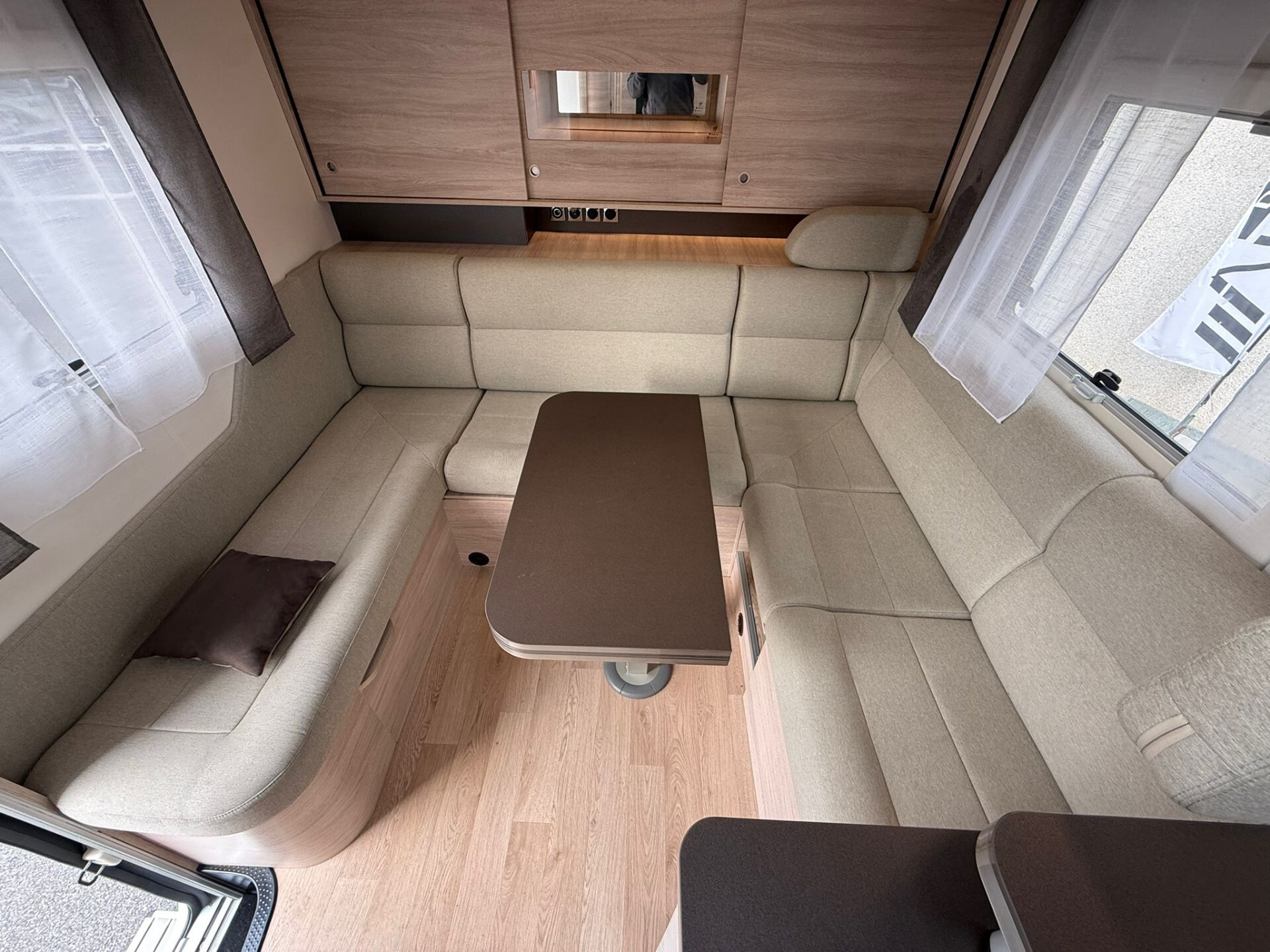 Rapido 854F motorhome dimette in coda