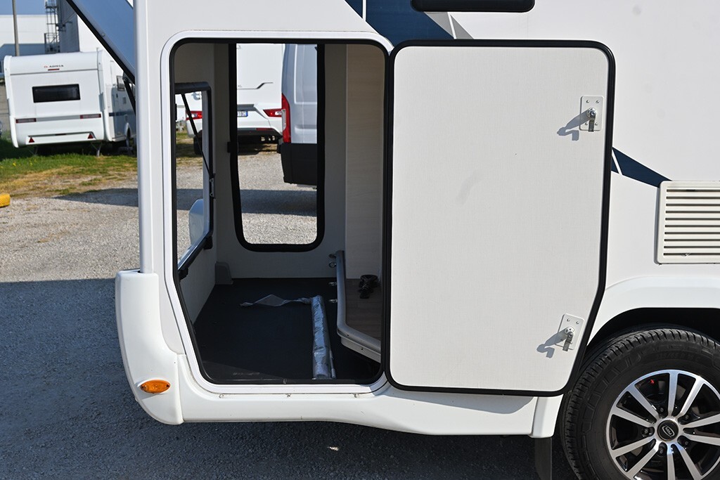 Chausson Welcome 610 maxi zona giorno