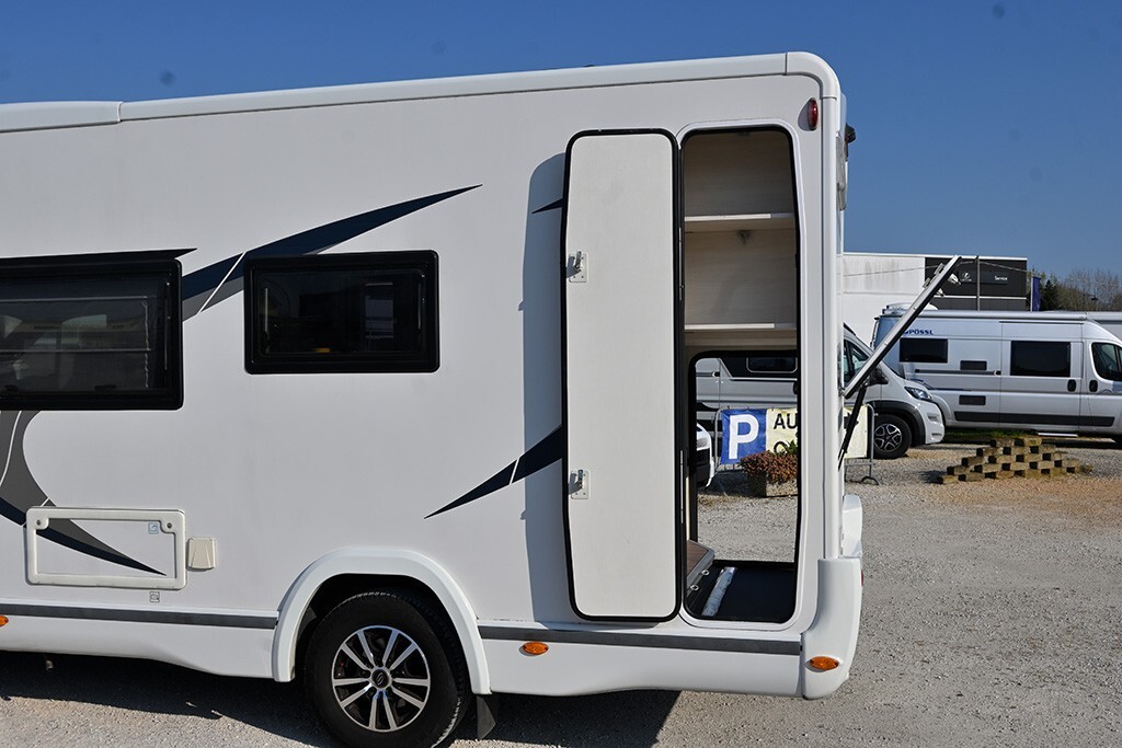 Chausson Welcome 610 maxi zona giorno