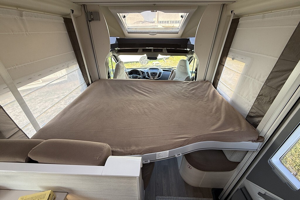 Chausson Welcome 610 maxi zona giorno