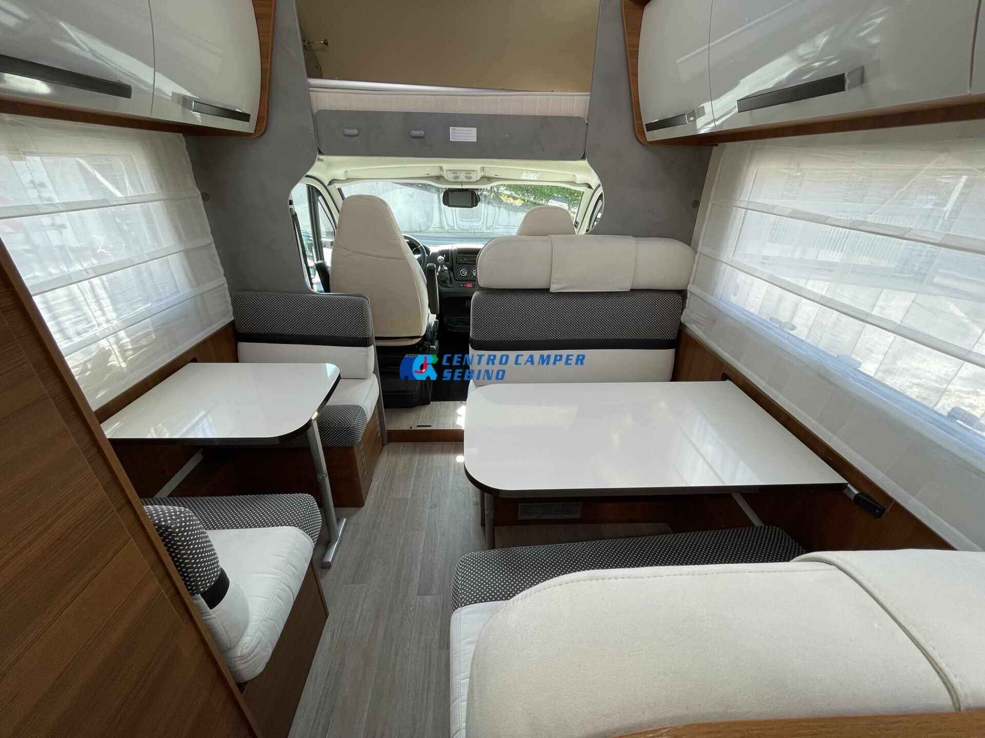 Elnagh Baron 22 camper mansardato 7 posti 6,99 mt