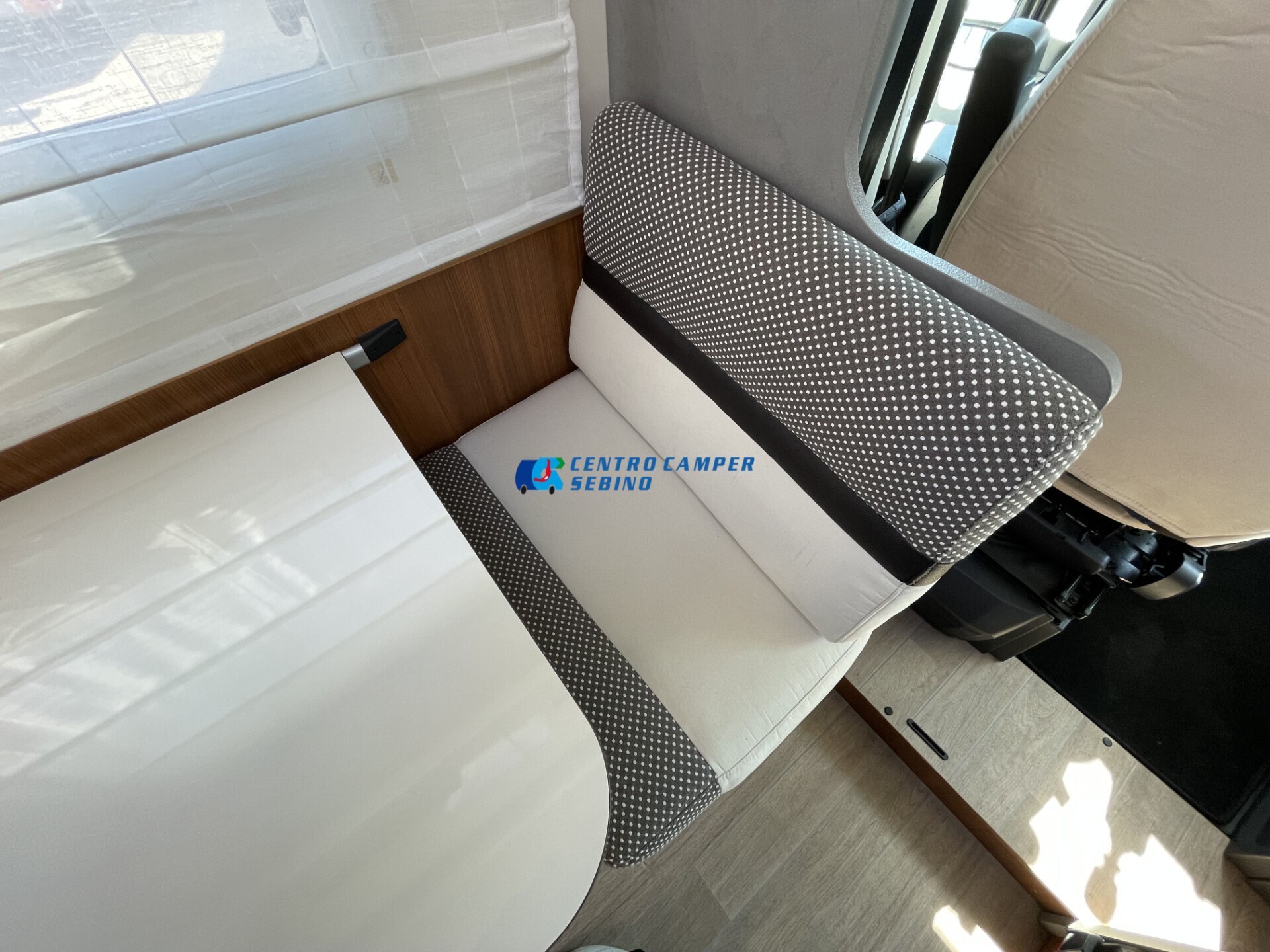 Elnagh Baron 22 camper mansardato 7 posti 6,99 mt